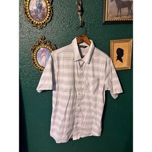 Travis Mathew’s Striped Gray Button Down Short Sleeve Sz Medium